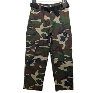 Almost Famous Camo Cargo Pants Womens Medium Green Camouflage Belted PW86A-94C